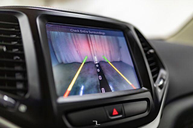 2016 Jeep Cherokee 4x4 Trailhawk Leather Roof Nav BCam Red Deer AB