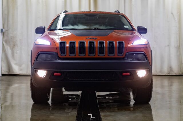 2016 Jeep Cherokee 4x4 Trailhawk Leather Roof Nav BCam Red Deer AB