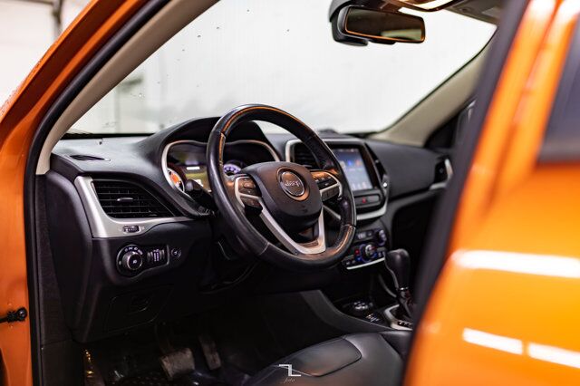 2016 Jeep Cherokee 4x4 Trailhawk Leather Roof Nav BCam Red Deer AB