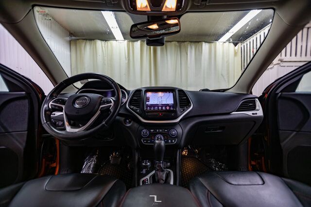 2016 Jeep Cherokee 4x4 Trailhawk Leather Roof Nav BCam Red Deer AB