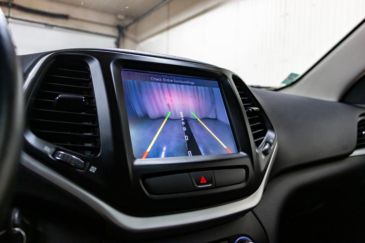 2016 Jeep Cherokee 4x4 Trailhawk Leather Roof Nav Red Deer AB