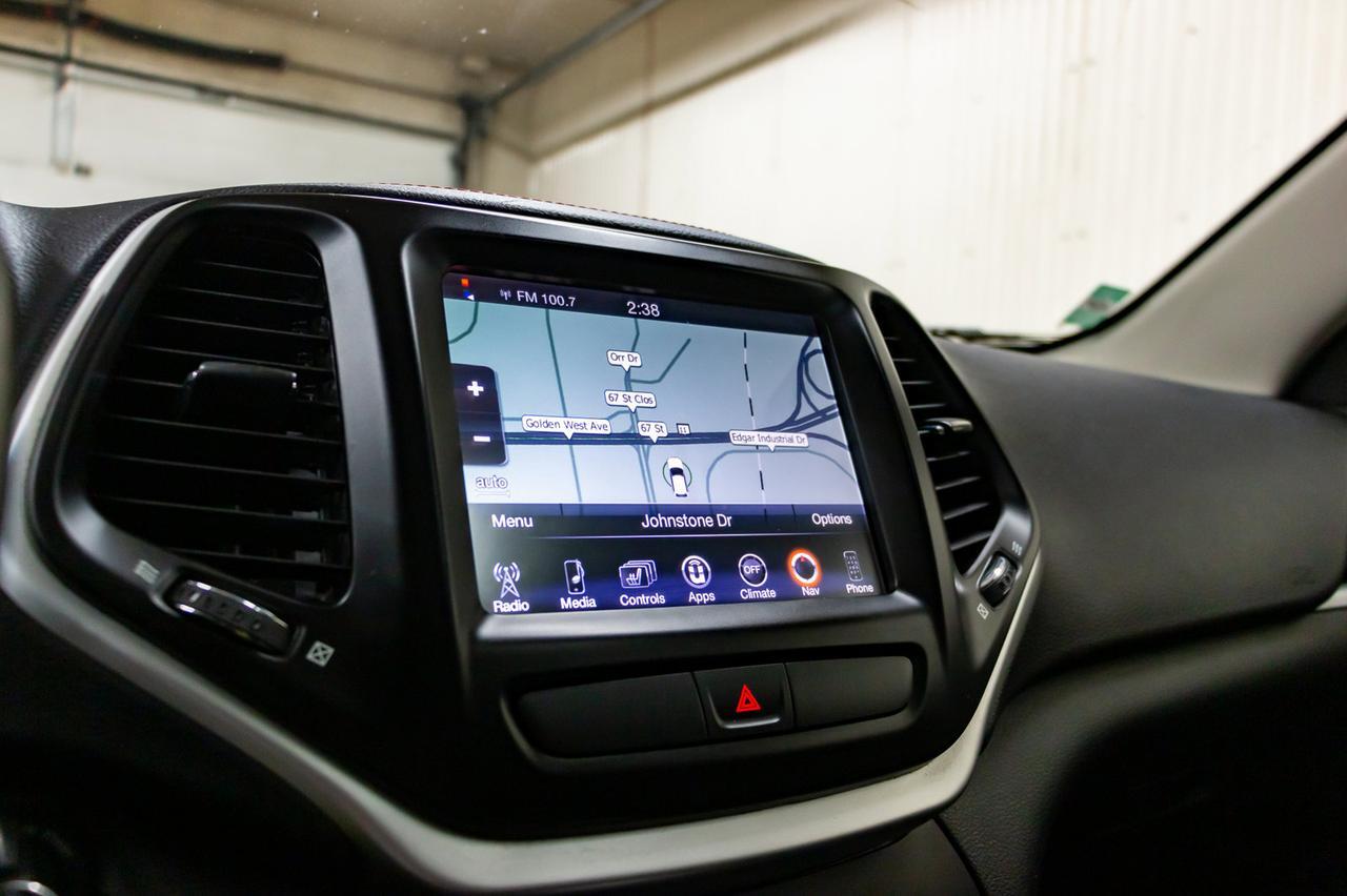 2016 Jeep Cherokee 4x4 Trailhawk Leather Roof Nav Red Deer AB