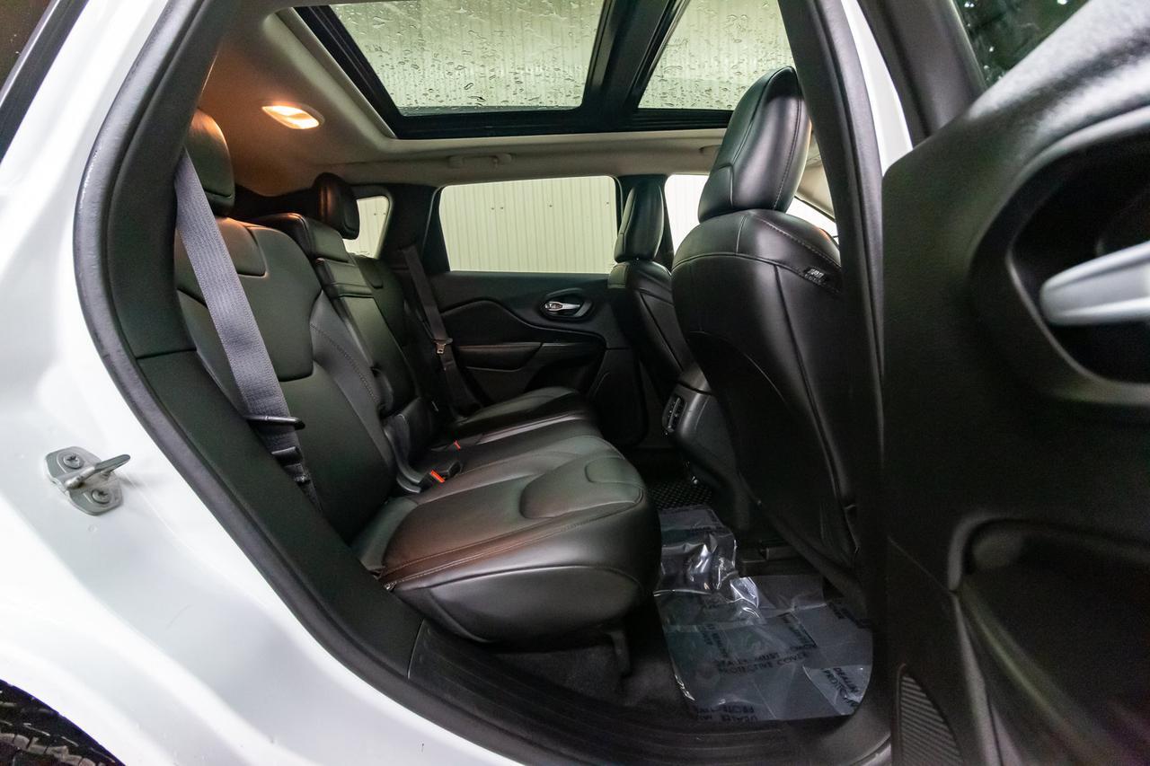2016 Jeep Cherokee 4x4 Trailhawk Leather Roof Nav Red Deer AB