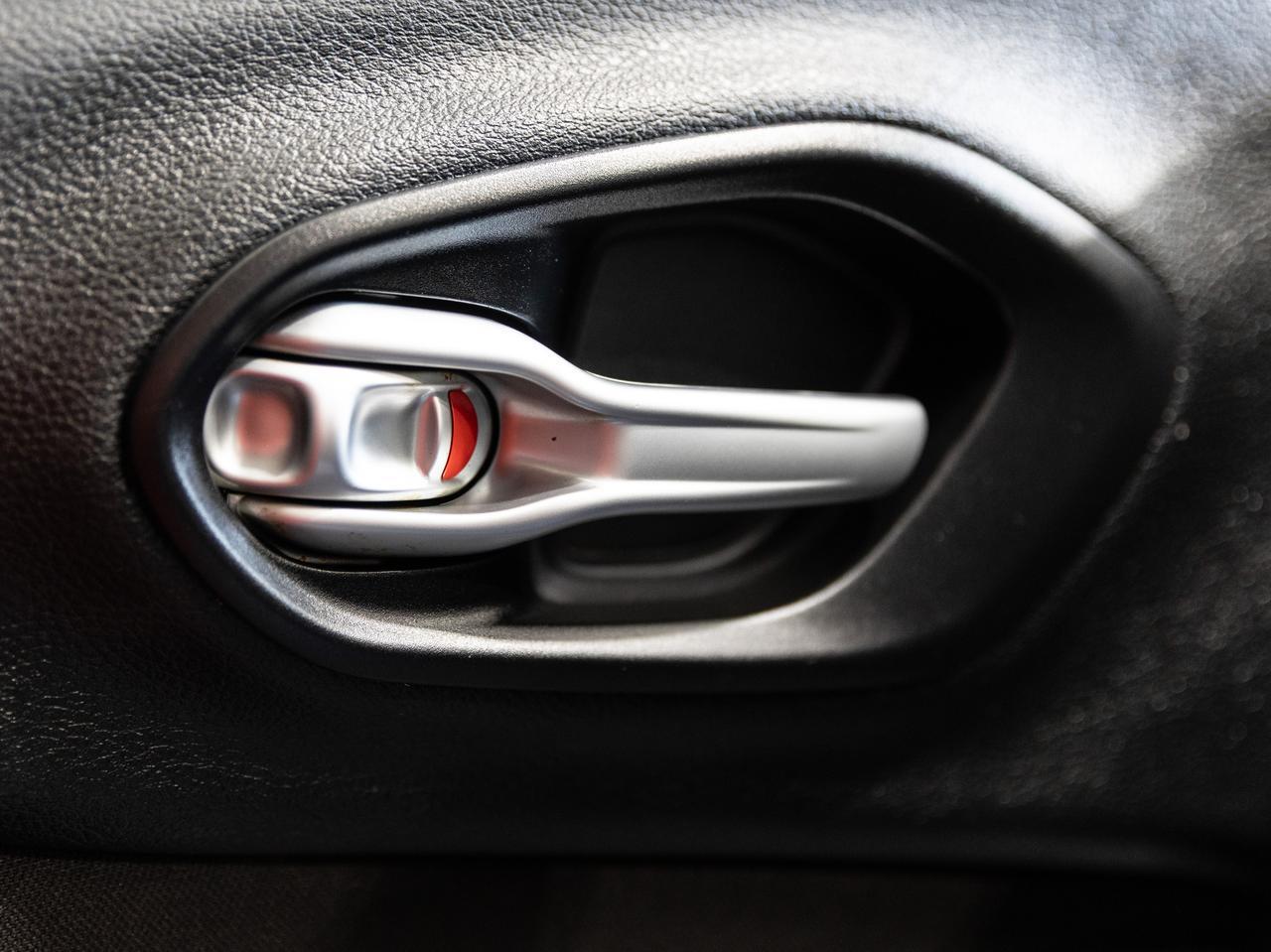 2016 Jeep Cherokee Latitude 4WD Cranberry PA