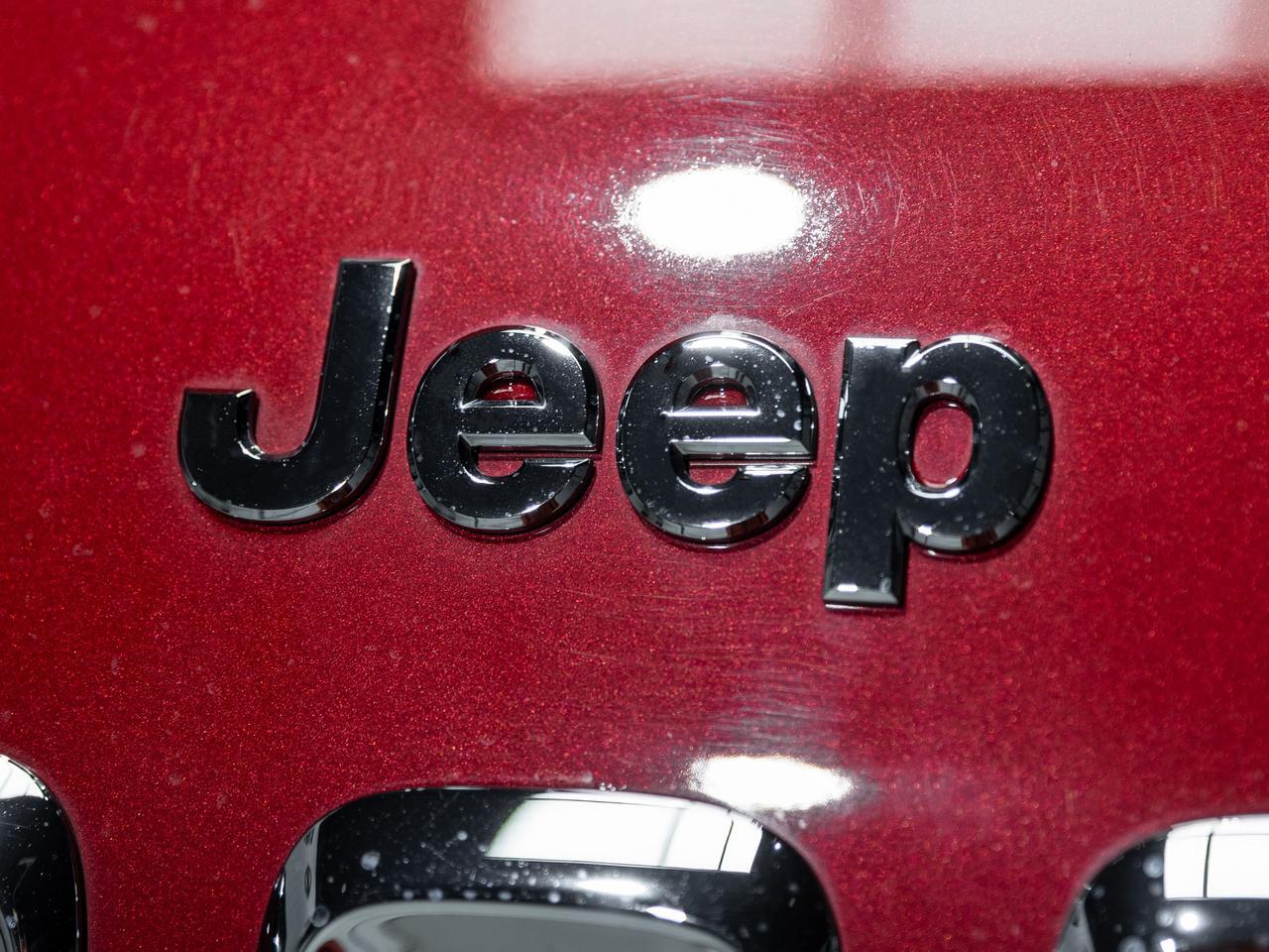 2016 Jeep Cherokee Latitude 4WD Cranberry PA