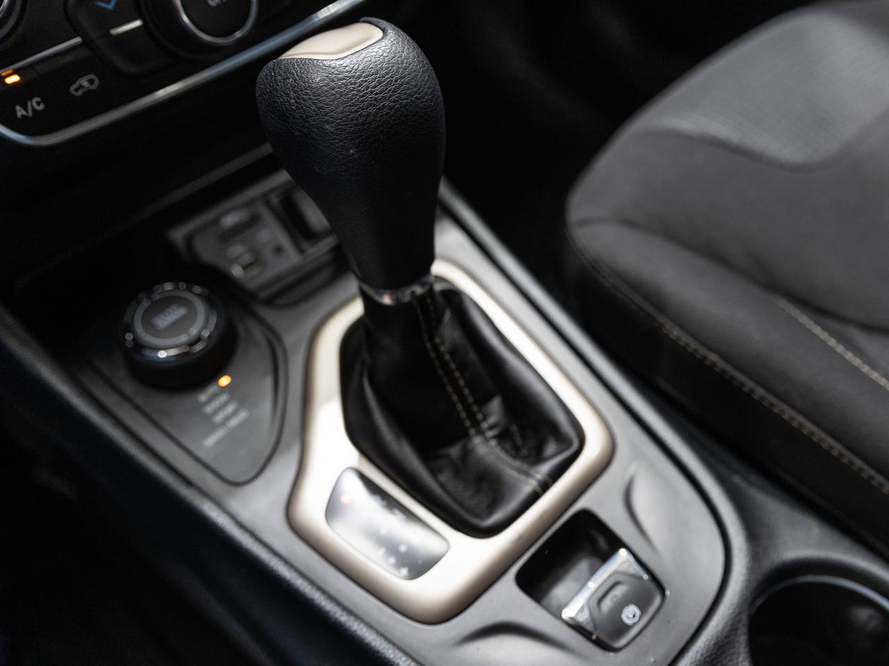 2016 Jeep Cherokee Latitude 4WD Cranberry PA