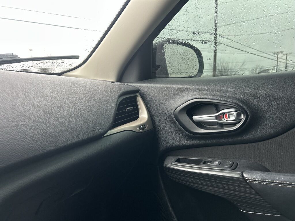 2016 Jeep Cherokee Latitude Crestwood KY