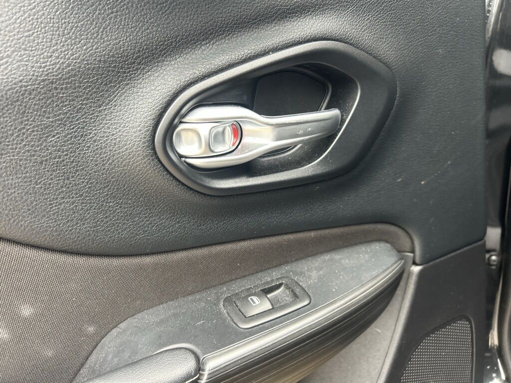 2016 Jeep Cherokee Latitude Crestwood KY