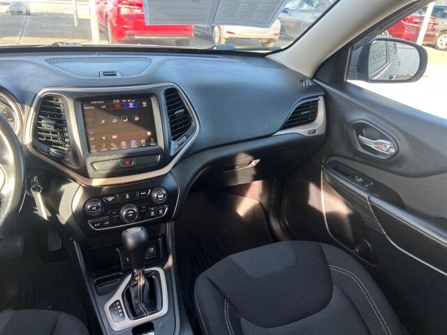 2016 Jeep Cherokee Latitude Gainesville TX 2016 Jeep Cherokee Latitude Gainesville TX