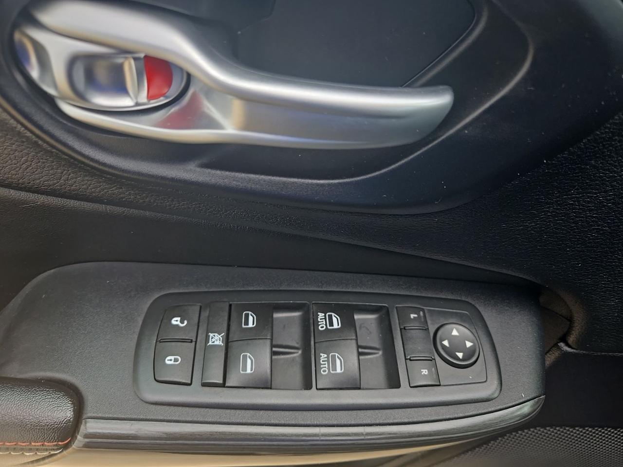 2016 Jeep Cherokee Latitude West Burlington IA
