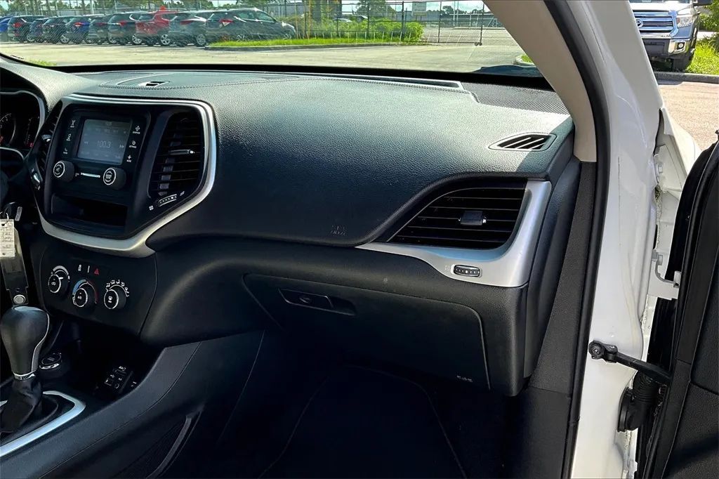 2016 Jeep Cherokee Sport SUV 4D Maitland FL