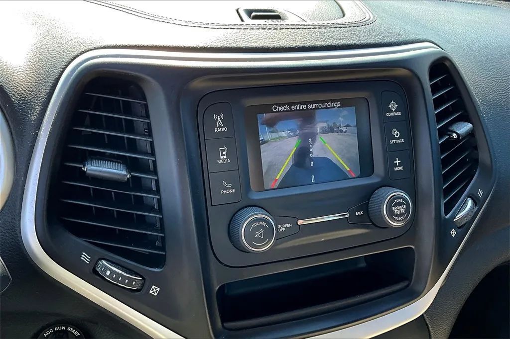 2016 Jeep Cherokee Sport SUV 4D Maitland FL
