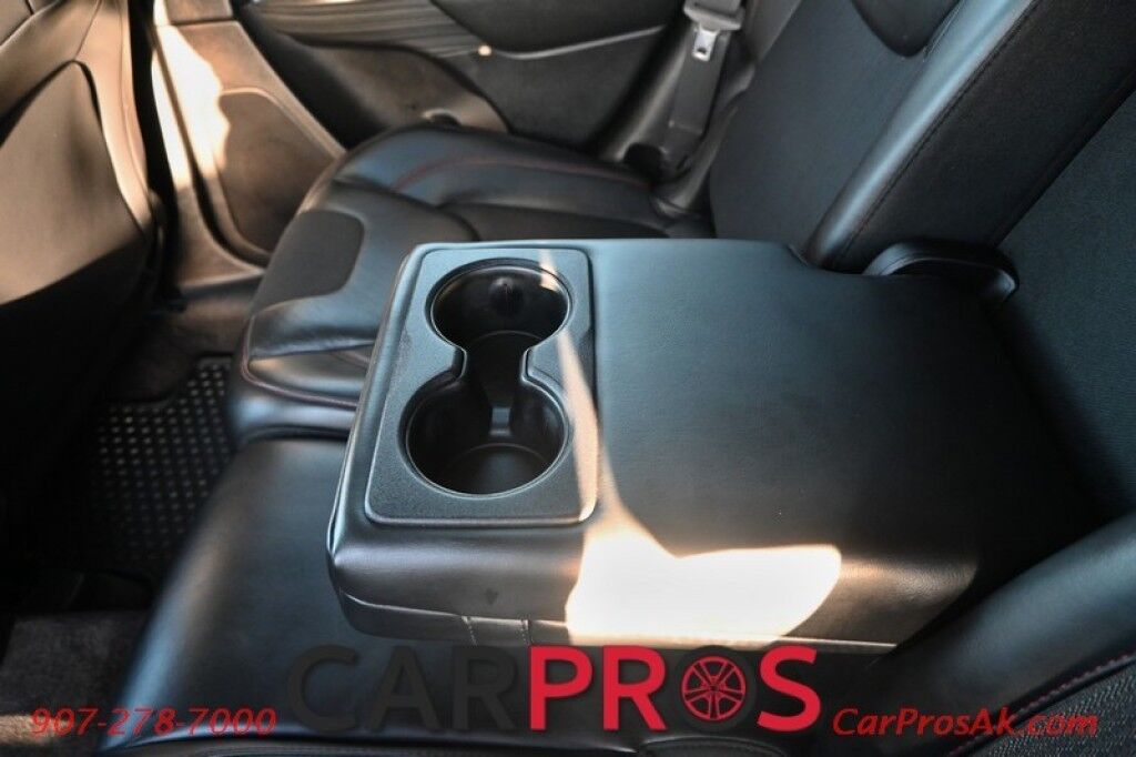 2016 Jeep Cherokee Trailhawk - 4X4 - 3.2L V6 - Heated Leather Seats - Heated Steering Wheel - Remote Start - Bluetooth - Backup Camera - Tow Package - Block heater Anchorage AK