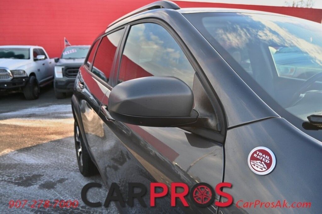 2016 Jeep Cherokee Trailhawk - 4X4 - 3.2L V6 - Heated Leather Seats - Heated Steering Wheel - Remote Start - Bluetooth - Backup Camera - Tow Package - Block heater Anchorage AK