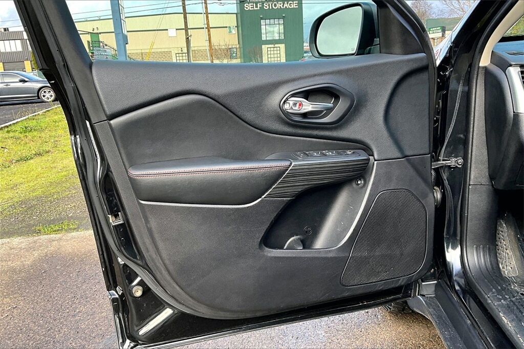 2016 Jeep Cherokee Trailhawk OR