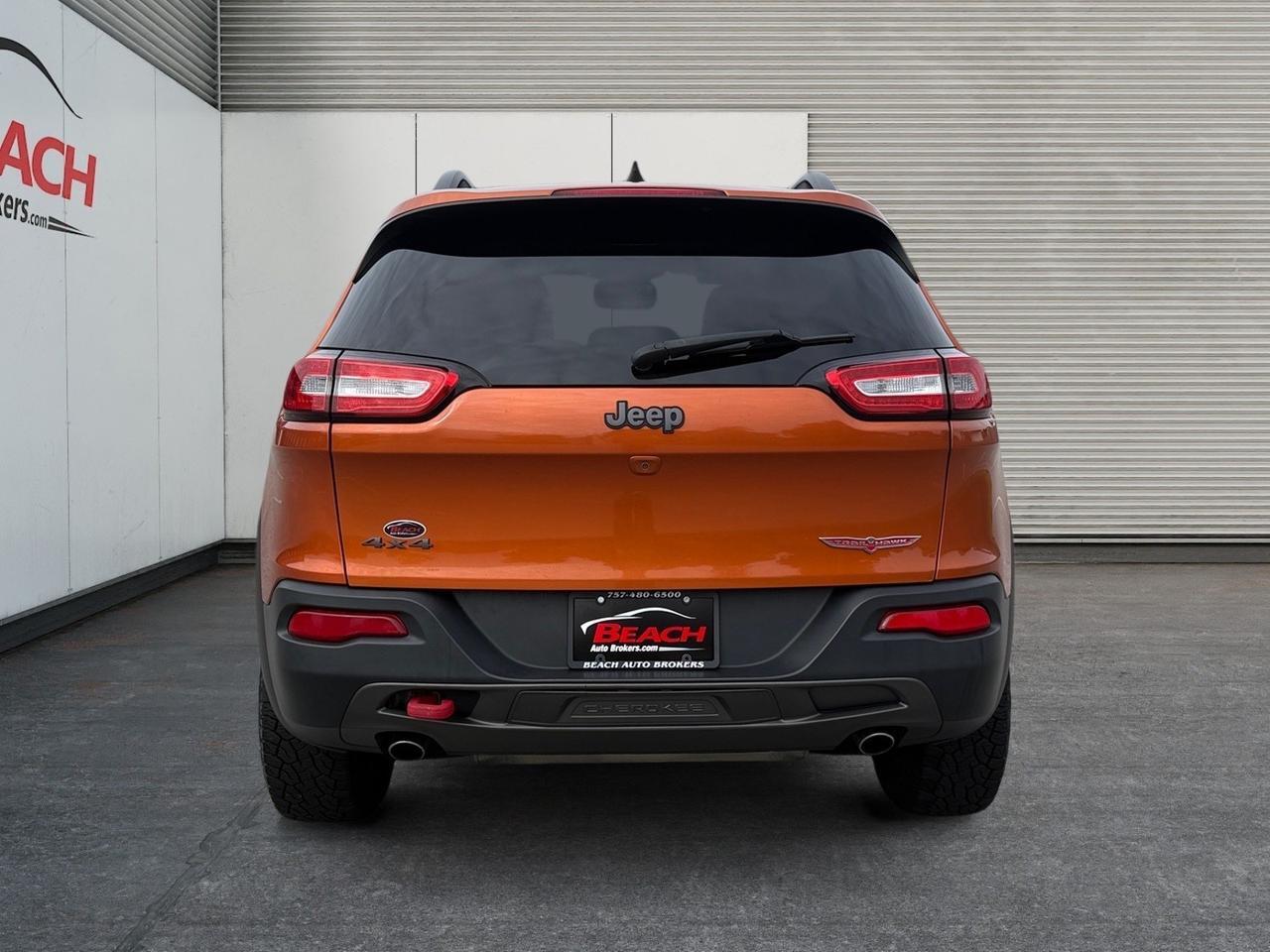 2016 Jeep Cherokee Trailhawk, MOONROOF, HEATED SEATS, UNIVERSAL GARAGE DOOR OPENER, POWER LIFTGATE, BACKUP CAMERA, POWER/HEATED MIRRORS, REMOTE START, BLUETOOTH, LOW MILES! Norfolk VA