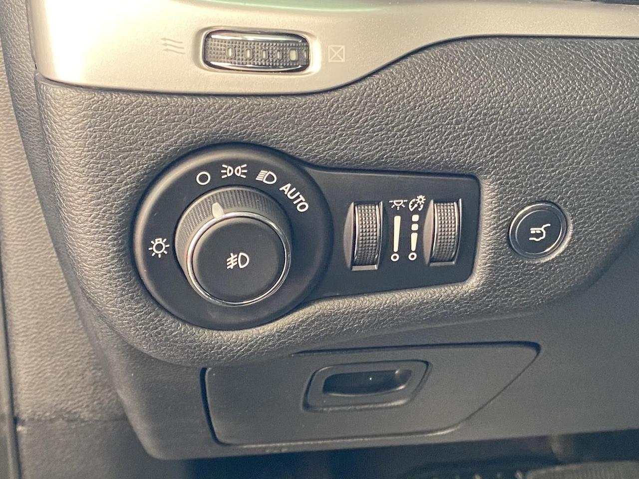 2016 Jeep Cherokee Trailhawk Richmond Hill NY