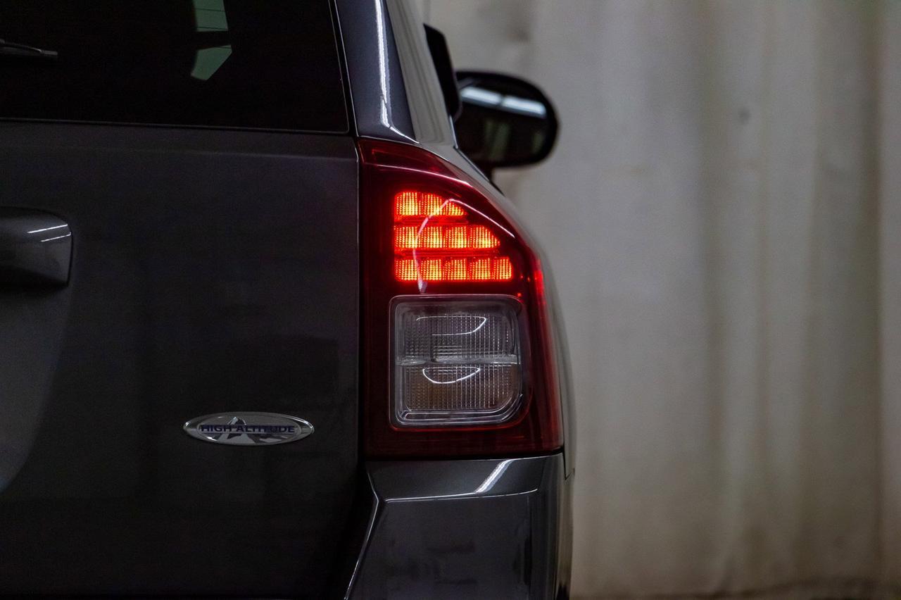 2016 Jeep Compass 4x4 High Altitude Leather Roof BCam Red Deer AB