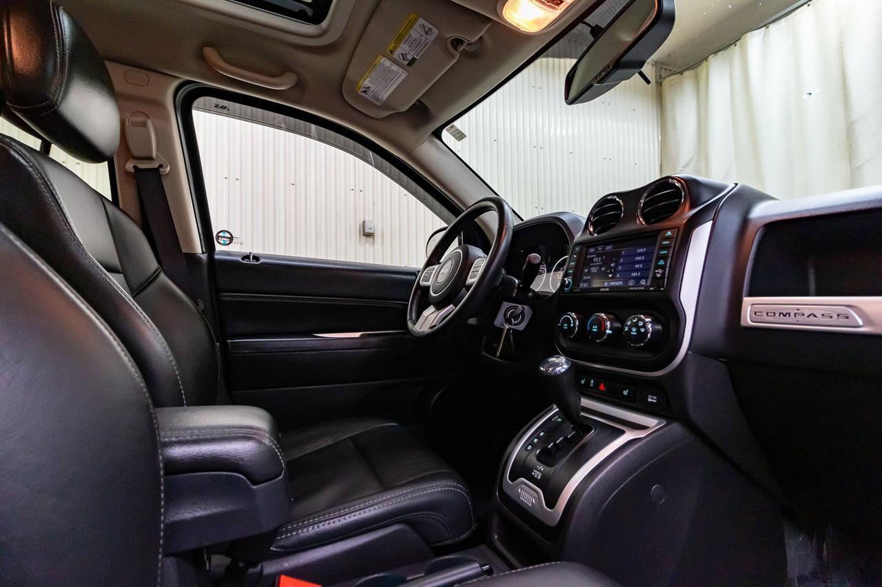 2016 Jeep Compass 4x4 High Altitude Leather Roof BCam Red Deer AB