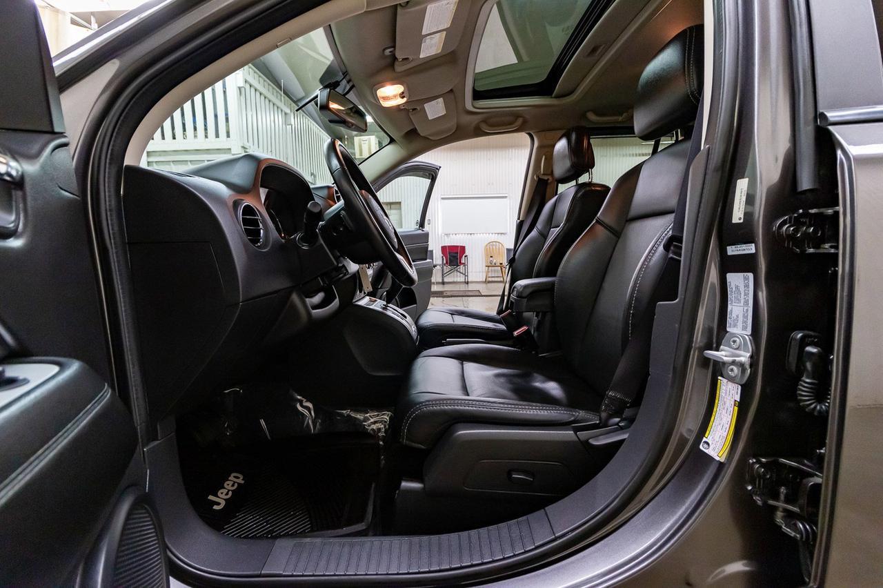 2016 Jeep Compass 4x4 High Altitude Leather Roof BCam Red Deer AB