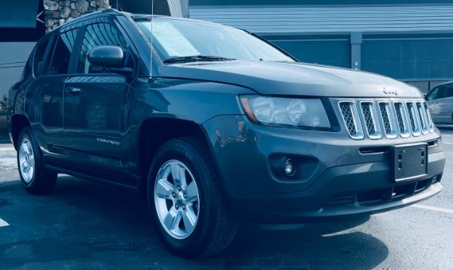 2016 Jeep Compass Latitude FWD