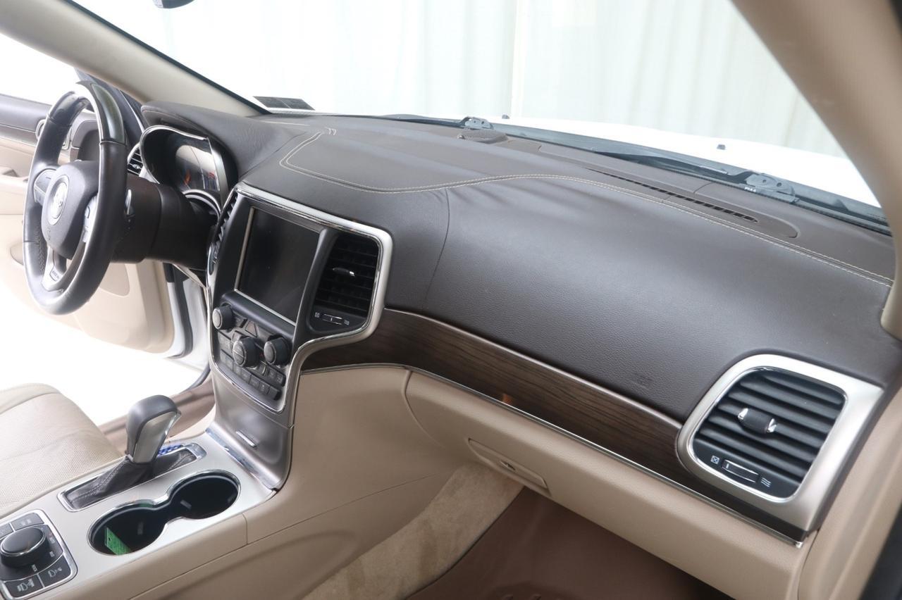 2016 Jeep Cherokee Overland photo 42