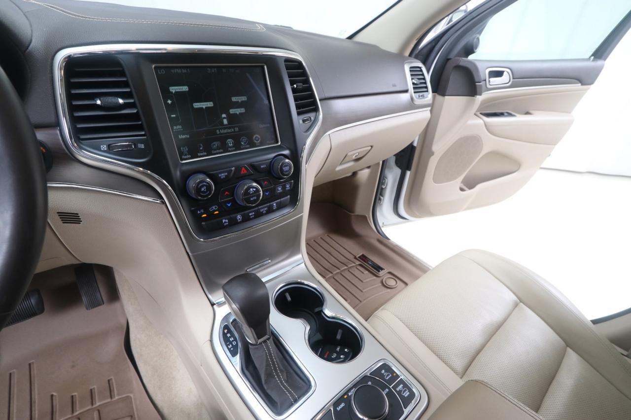 2016 Jeep Cherokee Overland photo 25