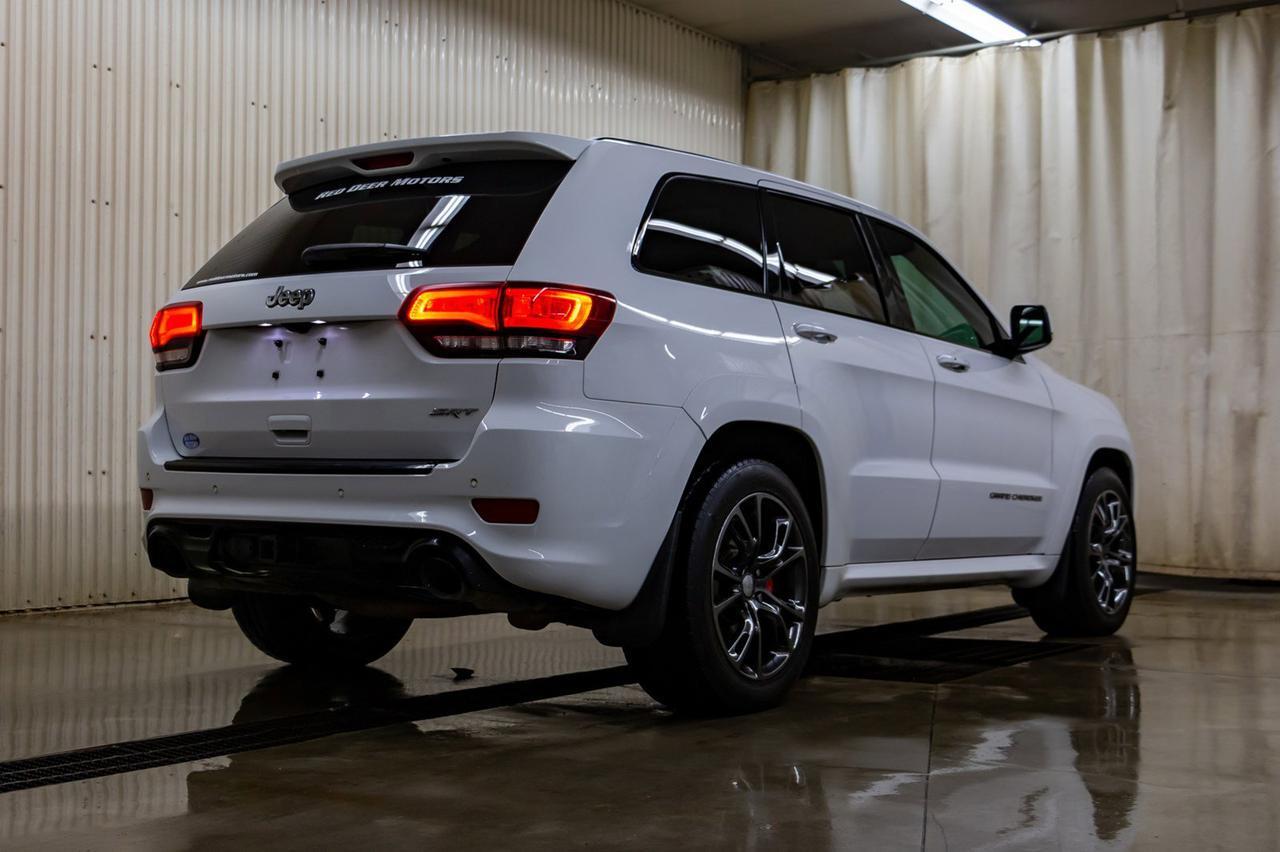 2016 Jeep Grand Cherokee 4x4 SRT Leather Roof Nav Red Deer AB