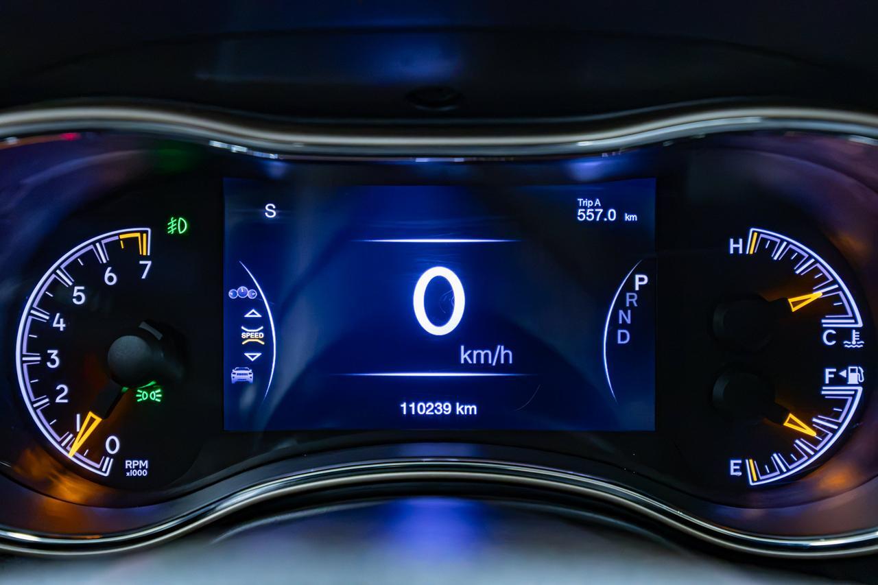2016 Jeep Grand Cherokee AWD LIMITED LEATHER ROOF NAV Red Deer AB