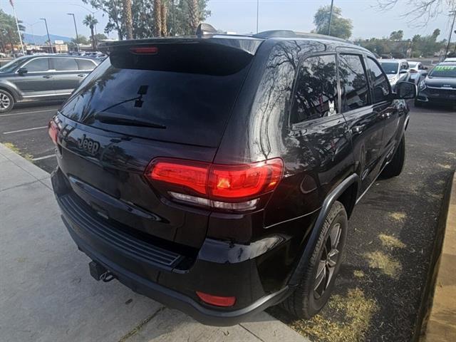 2016 Jeep Grand Cherokee Laredo 75th Anniversary