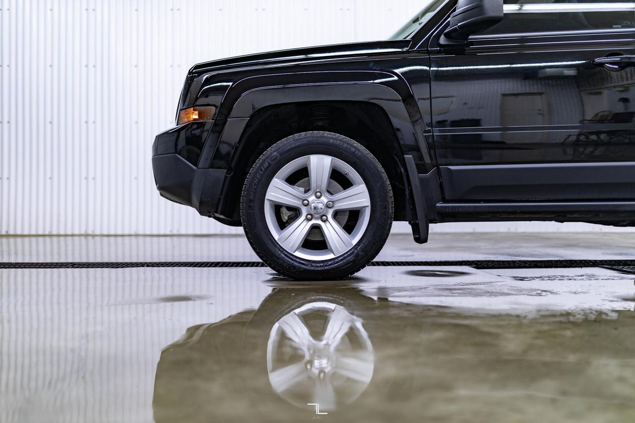 2016 Jeep Patriot 4x4 High Altitude Leather Roof Nav Red Deer AB