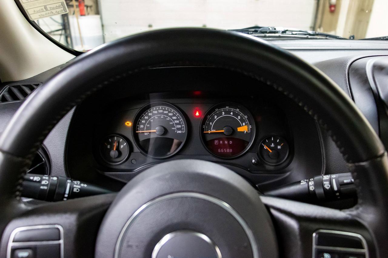 2016 Jeep Patriot 4x4 High Altitude Leather Roof Red Deer AB