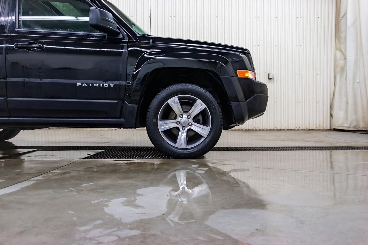 2016 Jeep Patriot 4x4 High Altitude Leather Roof Red Deer AB