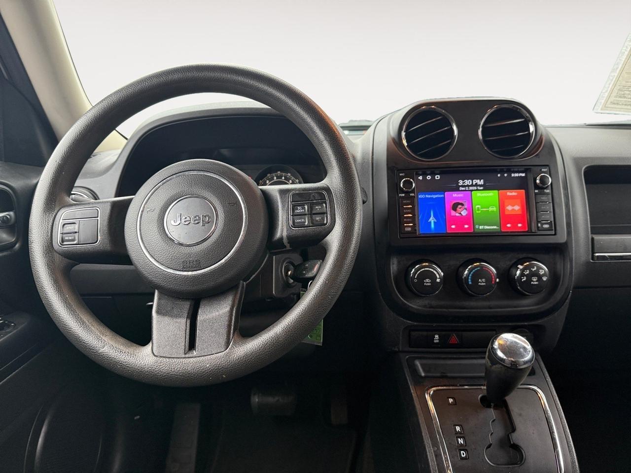 2016 Jeep Patriot Sport, TOW PACKAGE, KEYLESS ENTRY, POWER AND HEATED MIRRORS, BACKUP CAMERA, BLUETOOTH, FLOOR MATS, LOW MILES, COME AND TEST DRIVE THIS JEEP TODAY!