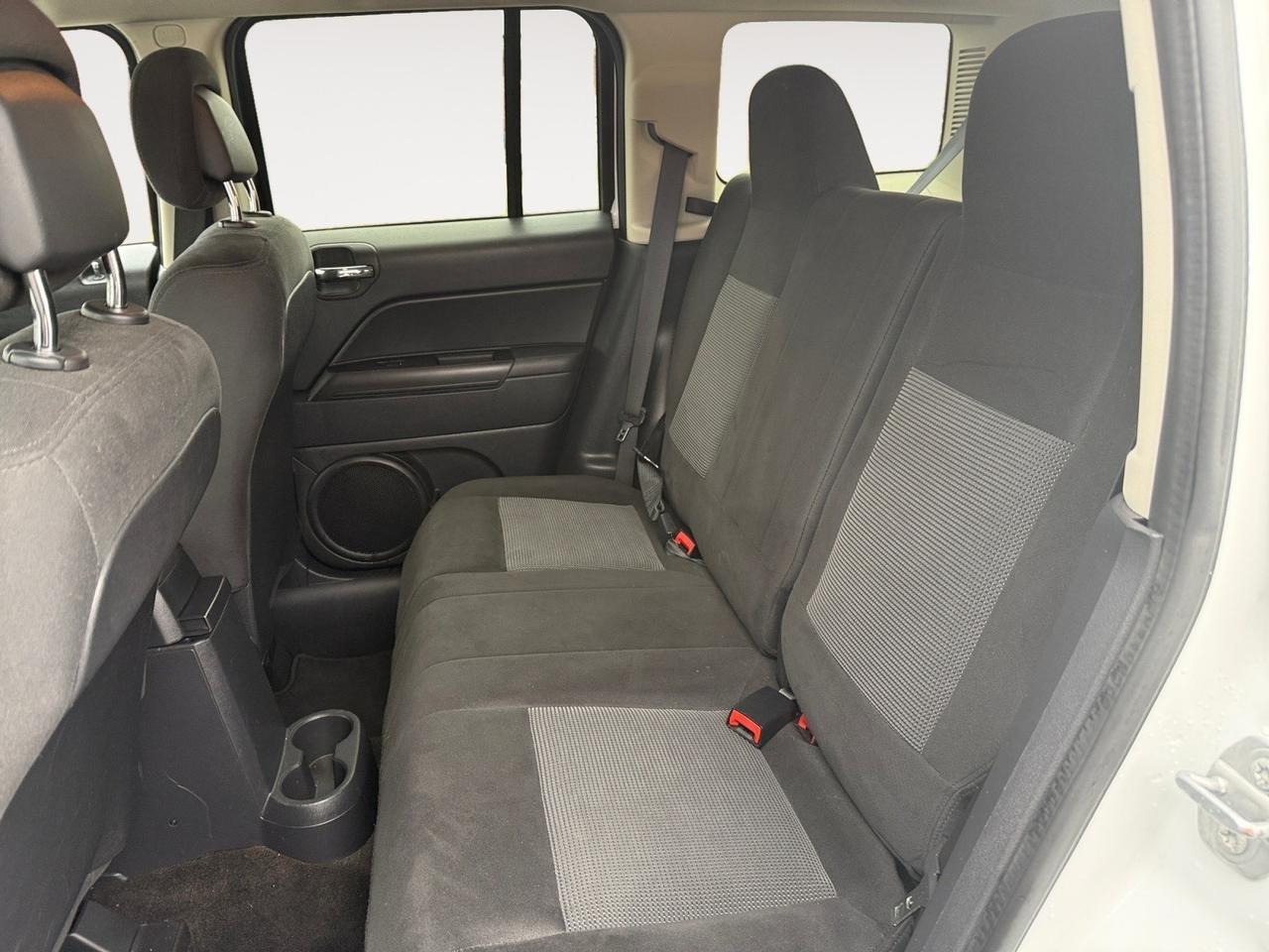 2016 Jeep Patriot Sport, TOW PACKAGE, KEYLESS ENTRY, POWER AND HEATED MIRRORS, BACKUP CAMERA, BLUETOOTH, FLOOR MATS, LOW MILES, COME AND TEST DRIVE THIS JEEP TODAY! Norfolk VA