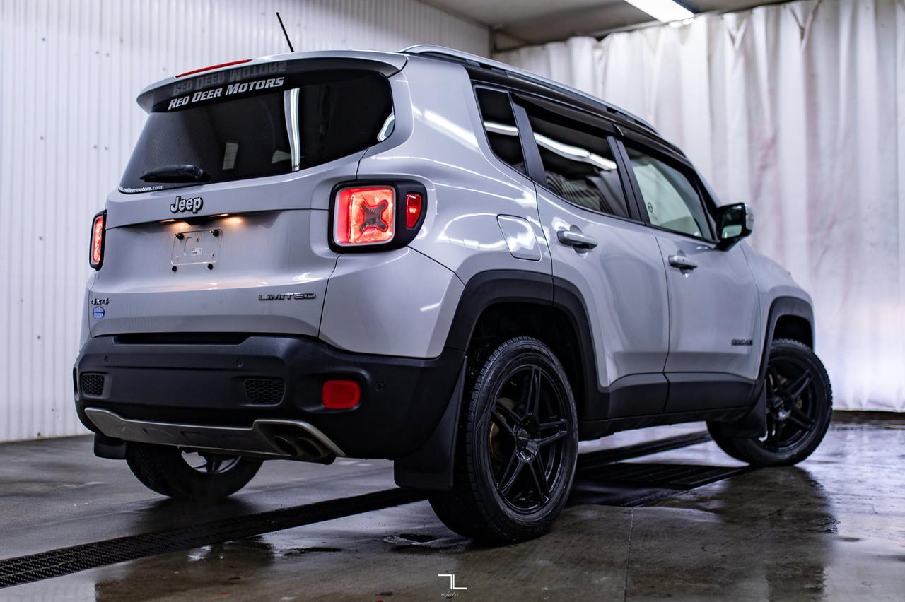 2016 Jeep Renegade 4x4 Limited Leather Roof Nav BCam Red Deer AB