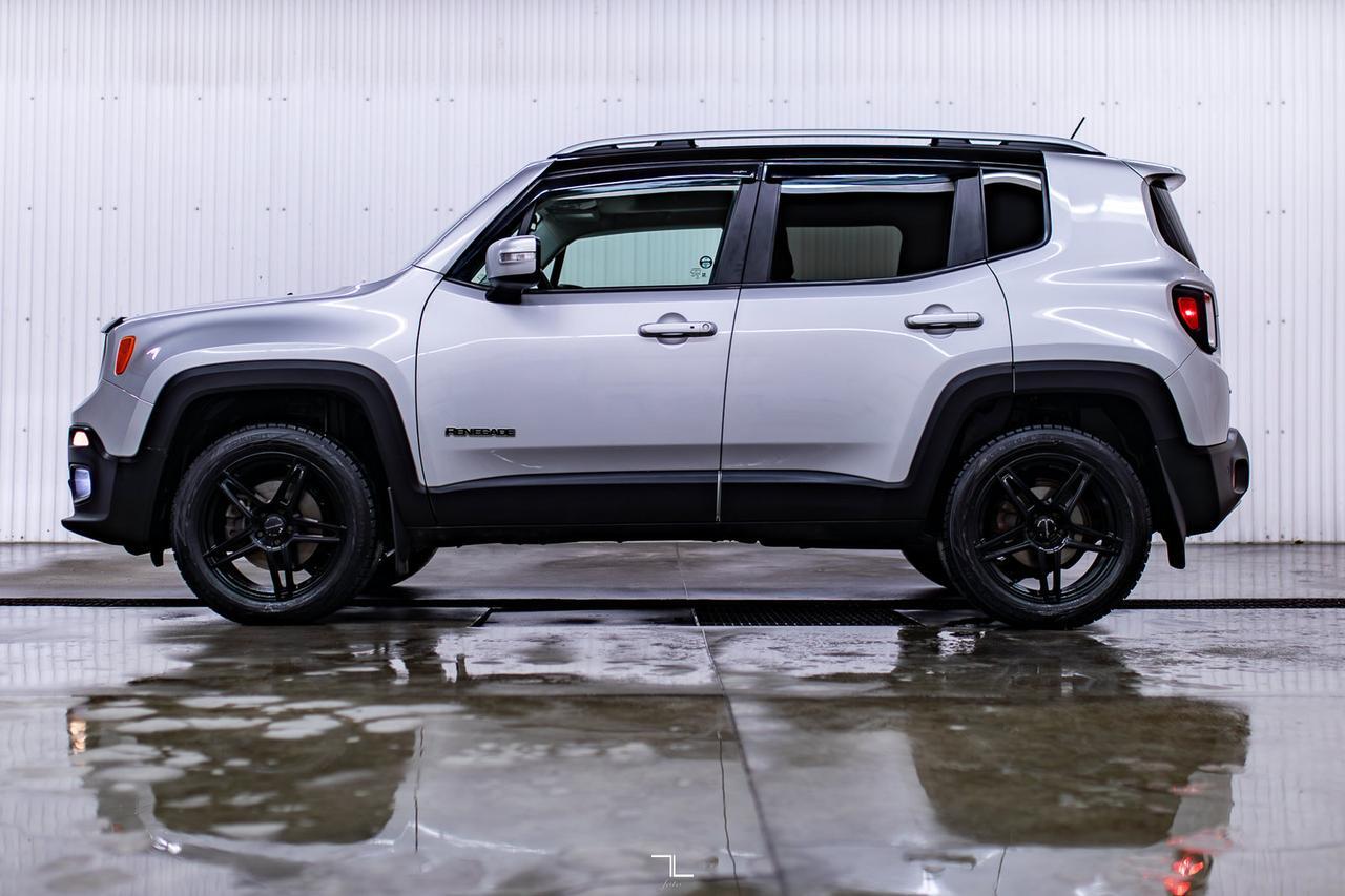 2016 Jeep Renegade 4x4 Limited Leather Roof Nav BCam Red Deer AB