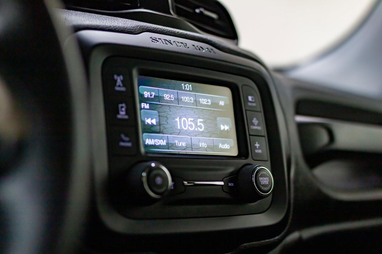 2016 Jeep Renegade 4x4 North BCam Red Deer AB