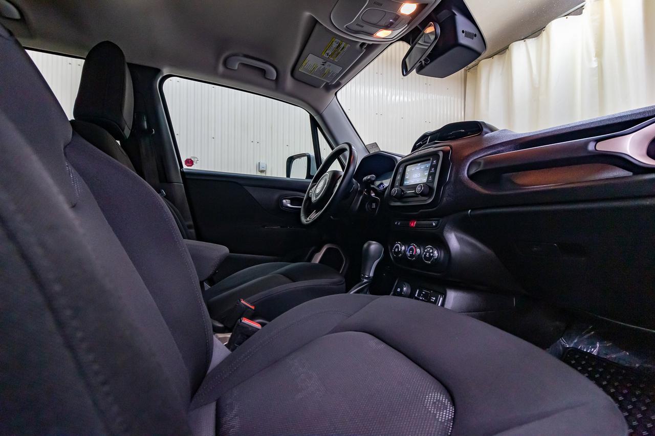 2016 Jeep Renegade 4x4 North BCam Red Deer AB