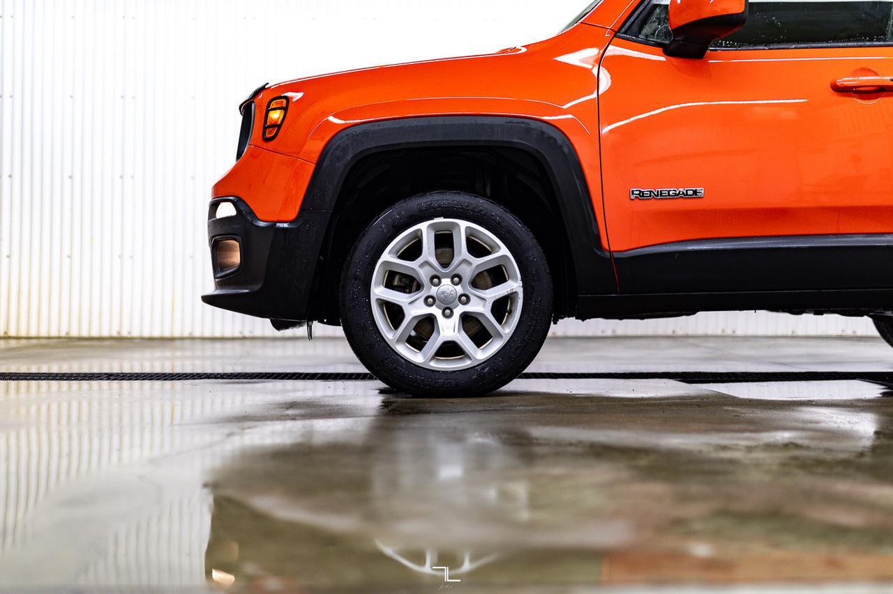 2016 Jeep Renegade 4x4 North Heated Seats Red Deer AB