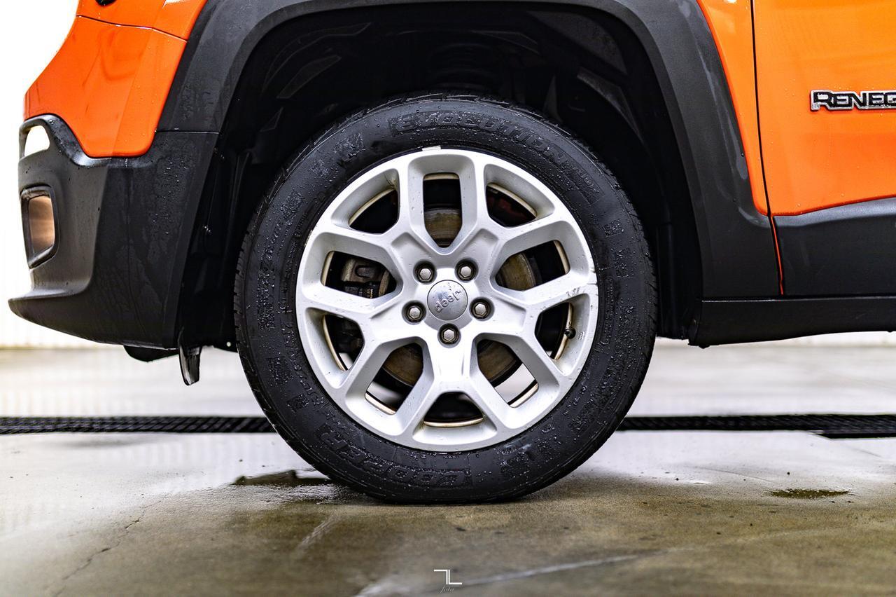 2016 Jeep Renegade 4x4 North Heated Seats Red Deer AB