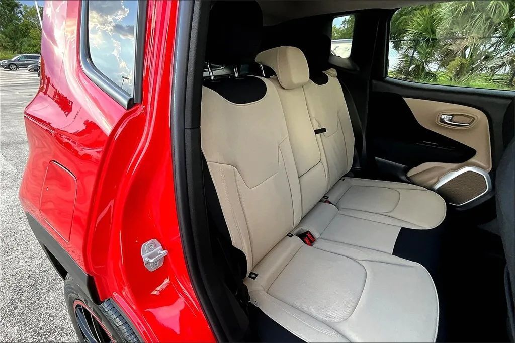 2016 Jeep Renegade Latitude Sport Utility 4D Maitland FL