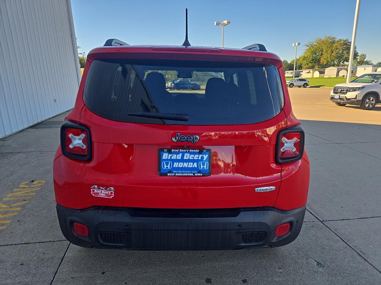 2016 Jeep Renegade Latitude West Burlington IA