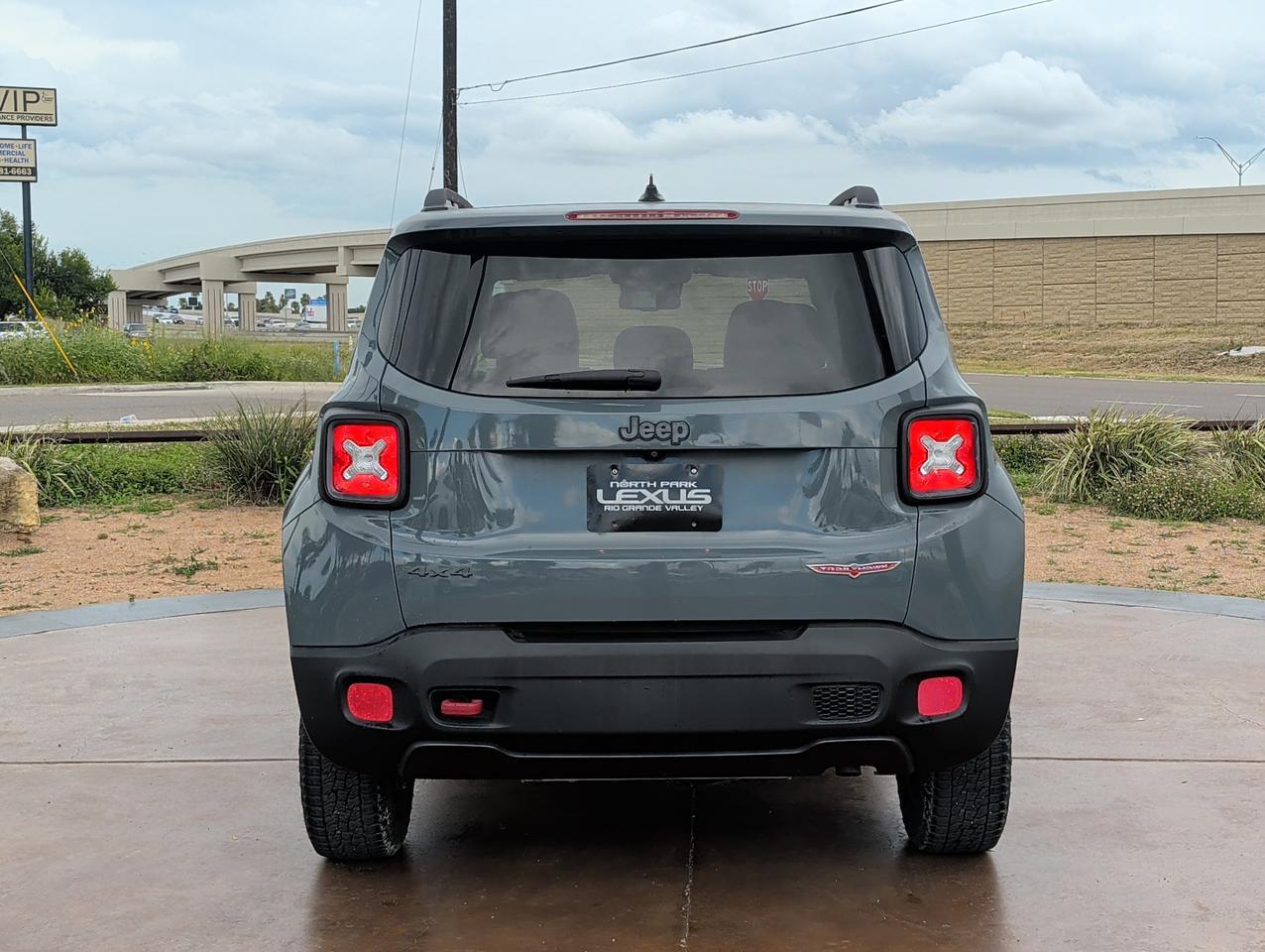 2016 Jeep Renegade Trailhawk