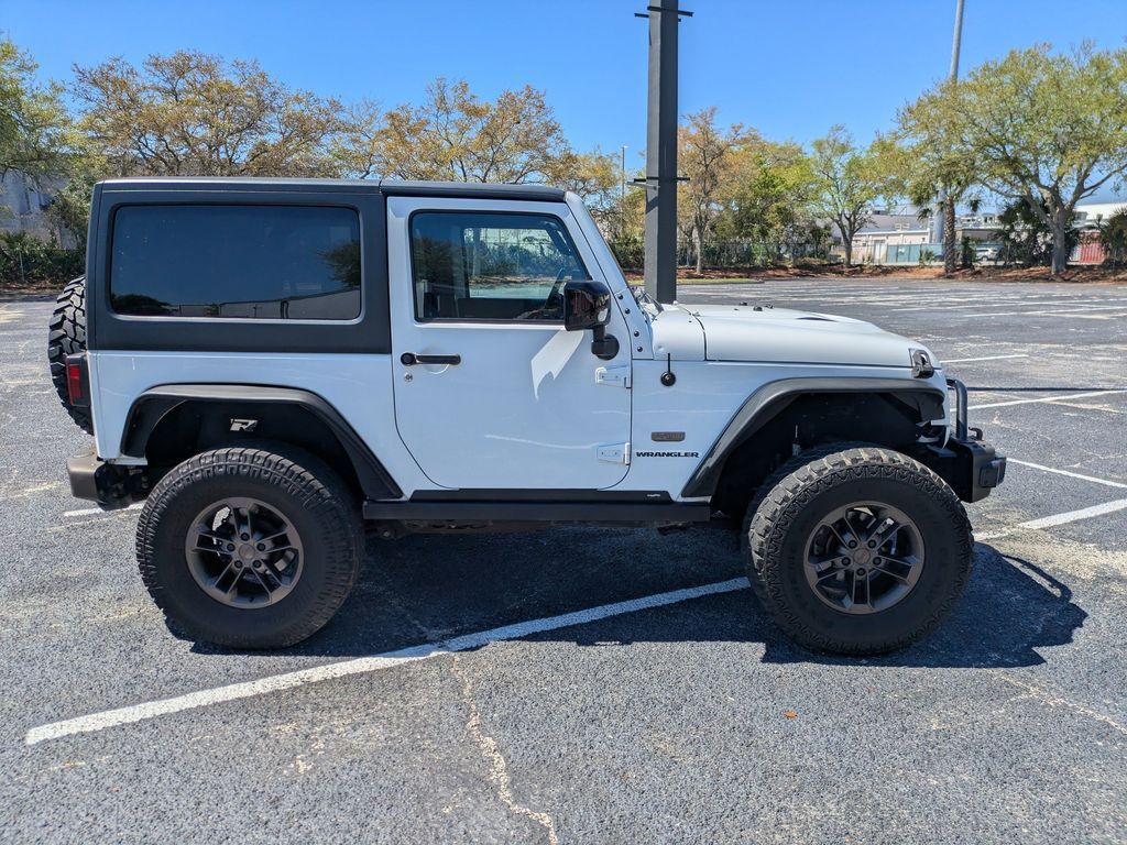 2016 Jeep Wrangler Sahara