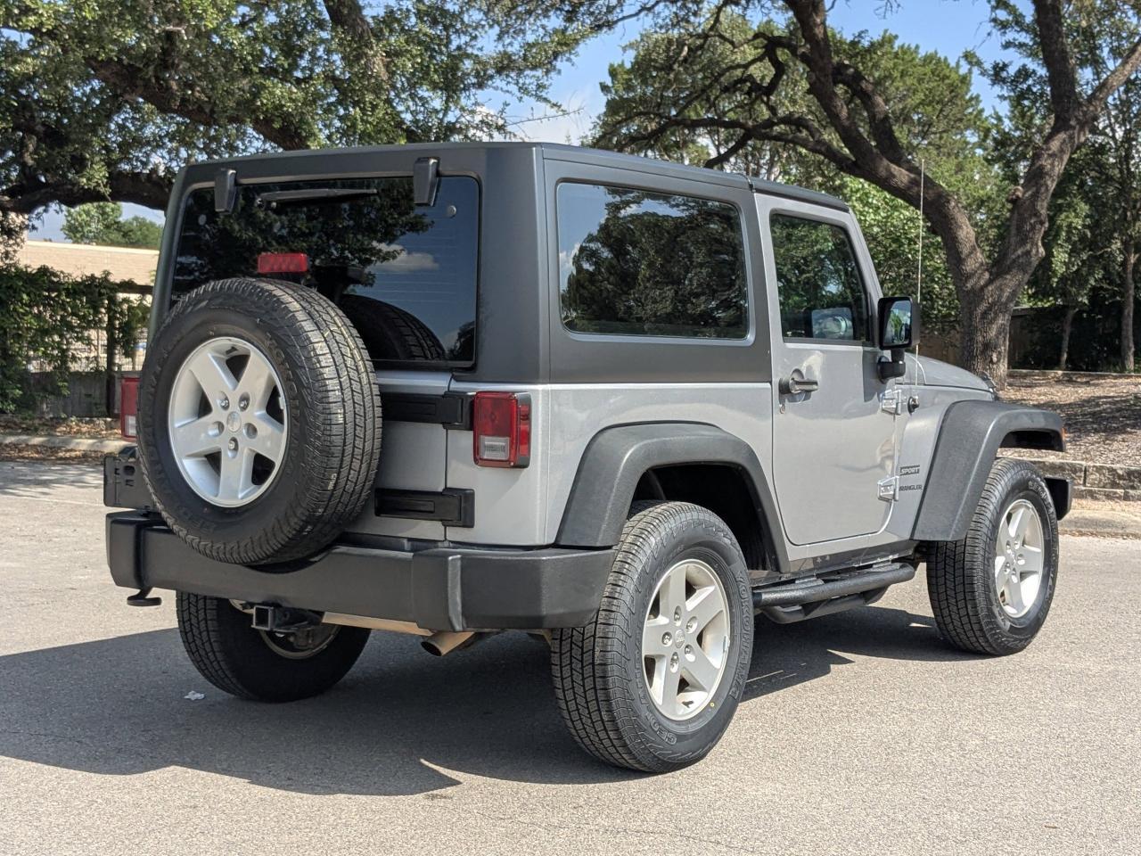 2016 Jeep Wrangler Sport