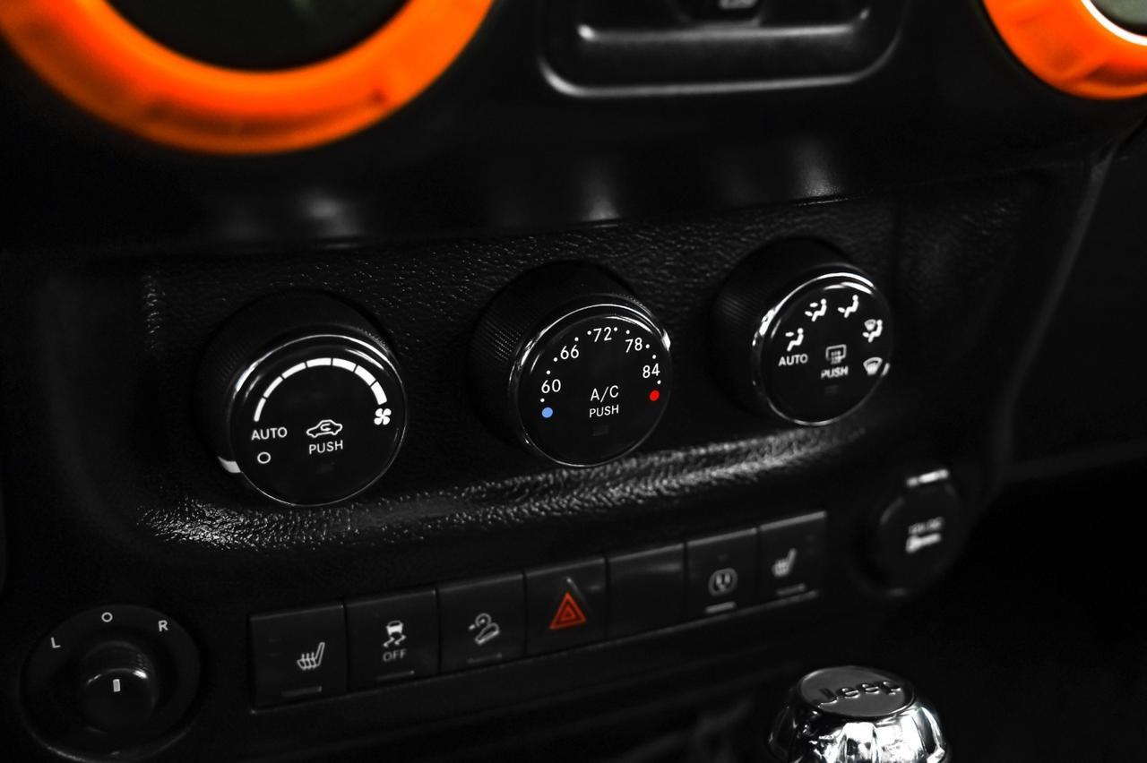 2016 Jeep Wrangler UNLIMITED SAHARA 4WD AUTOMATIC HARD TOP CONVERTIBLE NAVIGATION Carrollton TX