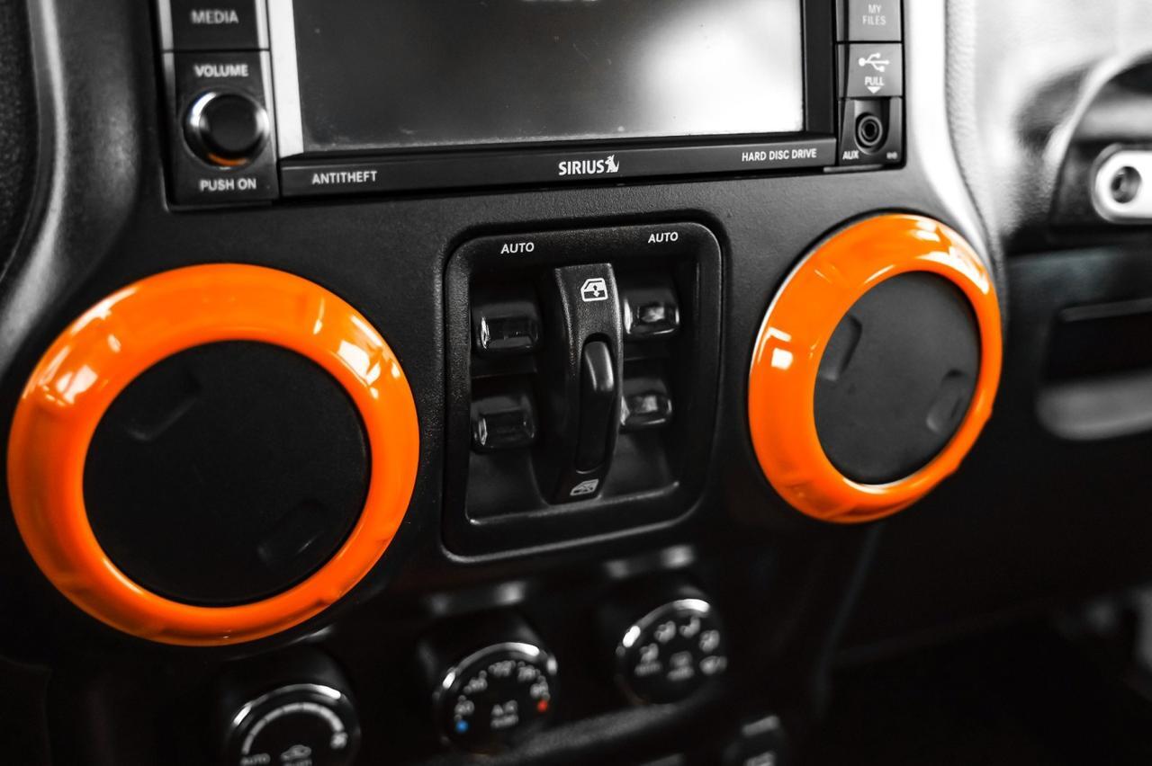 2016 Jeep Wrangler UNLIMITED SAHARA 4WD AUTOMATIC HARD TOP CONVERTIBLE NAVIGATION Carrollton TX