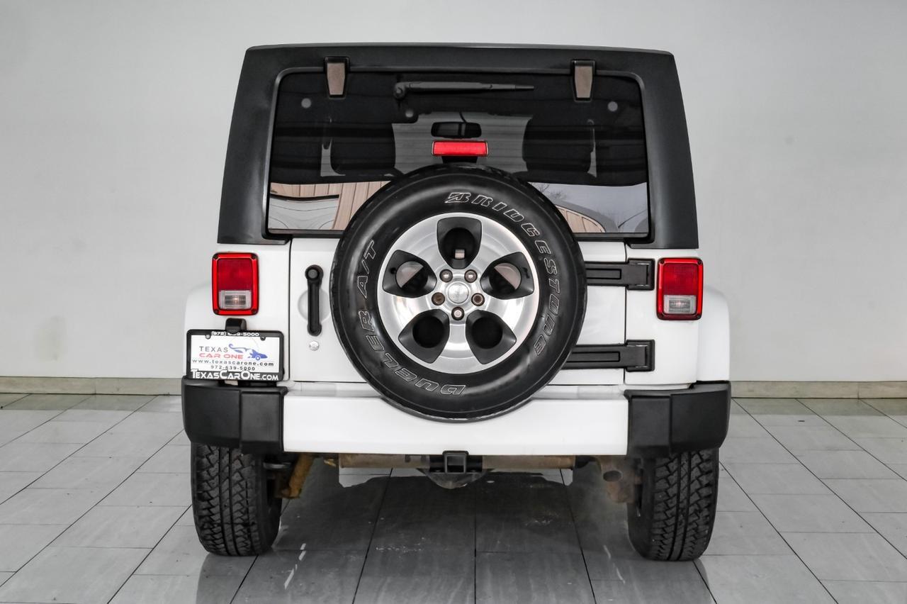 2016 Jeep Wrangler UNLIMITED SAHARA 4WD AUTOMATIC HARD TOP CONVERTIBLE NAVIGATION Carrollton TX