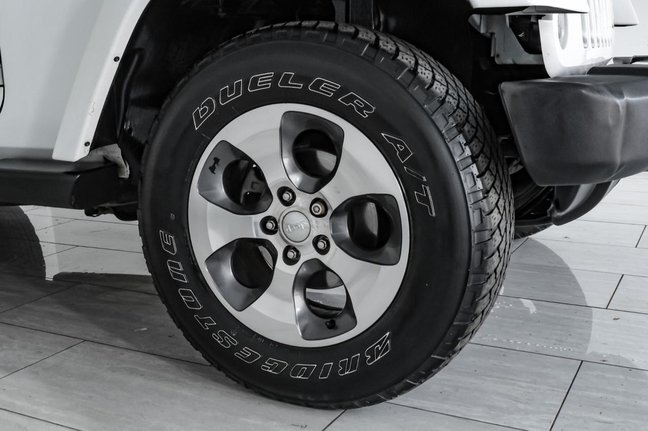 2016 Jeep Wrangler UNLIMITED SAHARA 4WD AUTOMATIC HARD TOP CONVERTIBLE NAVIGATION Carrollton TX